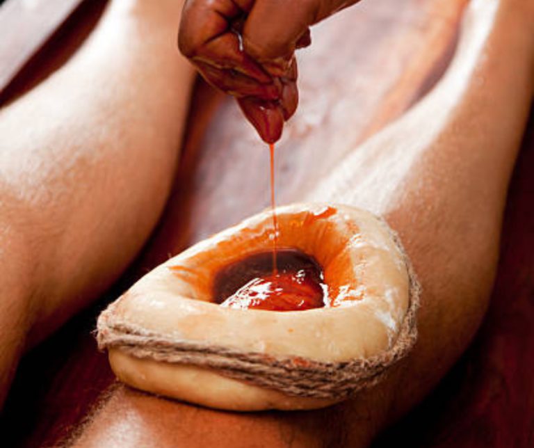 Ayurveda Cure Joint And Muscle Disorder Janu Basti Knee Pain Treatment