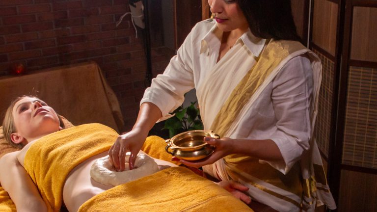 Ayurveda Massage Therapy Chakra Basti