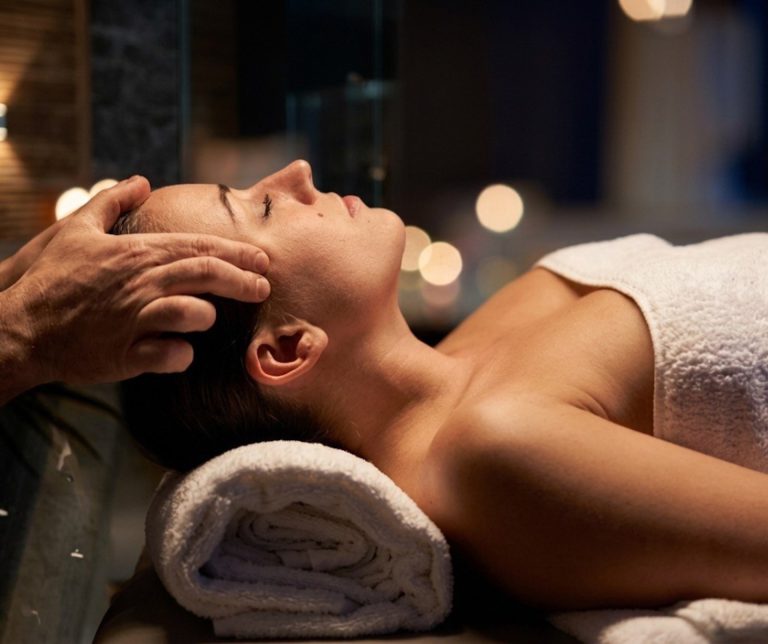 Pure Relaxation Shiroabhyanga